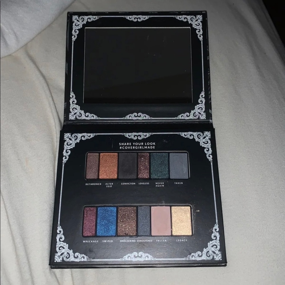 cover girl overthrown palette